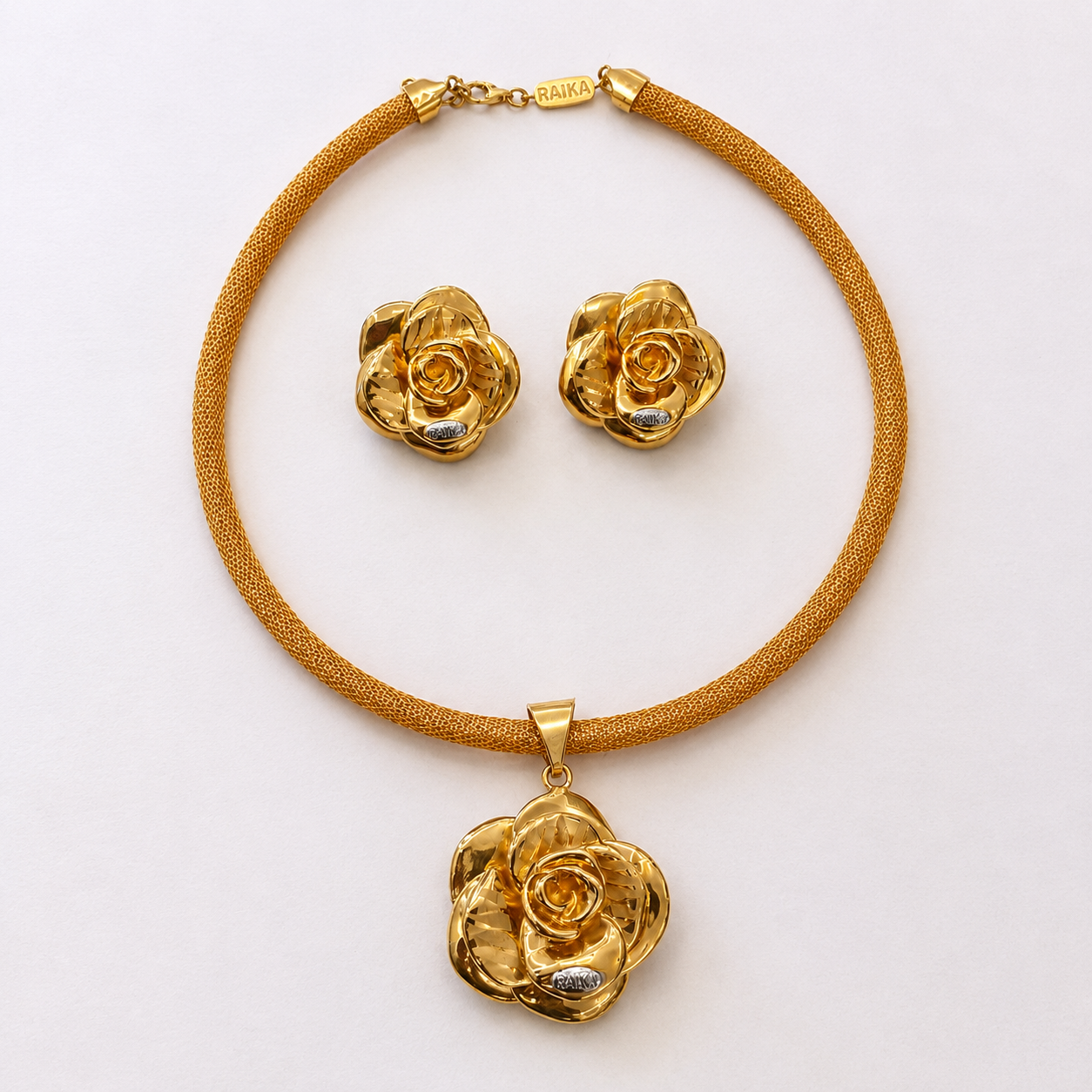 Ensemble Collier et Boucles d'oreilles RAIKA en or 18 carats - 19,18G
