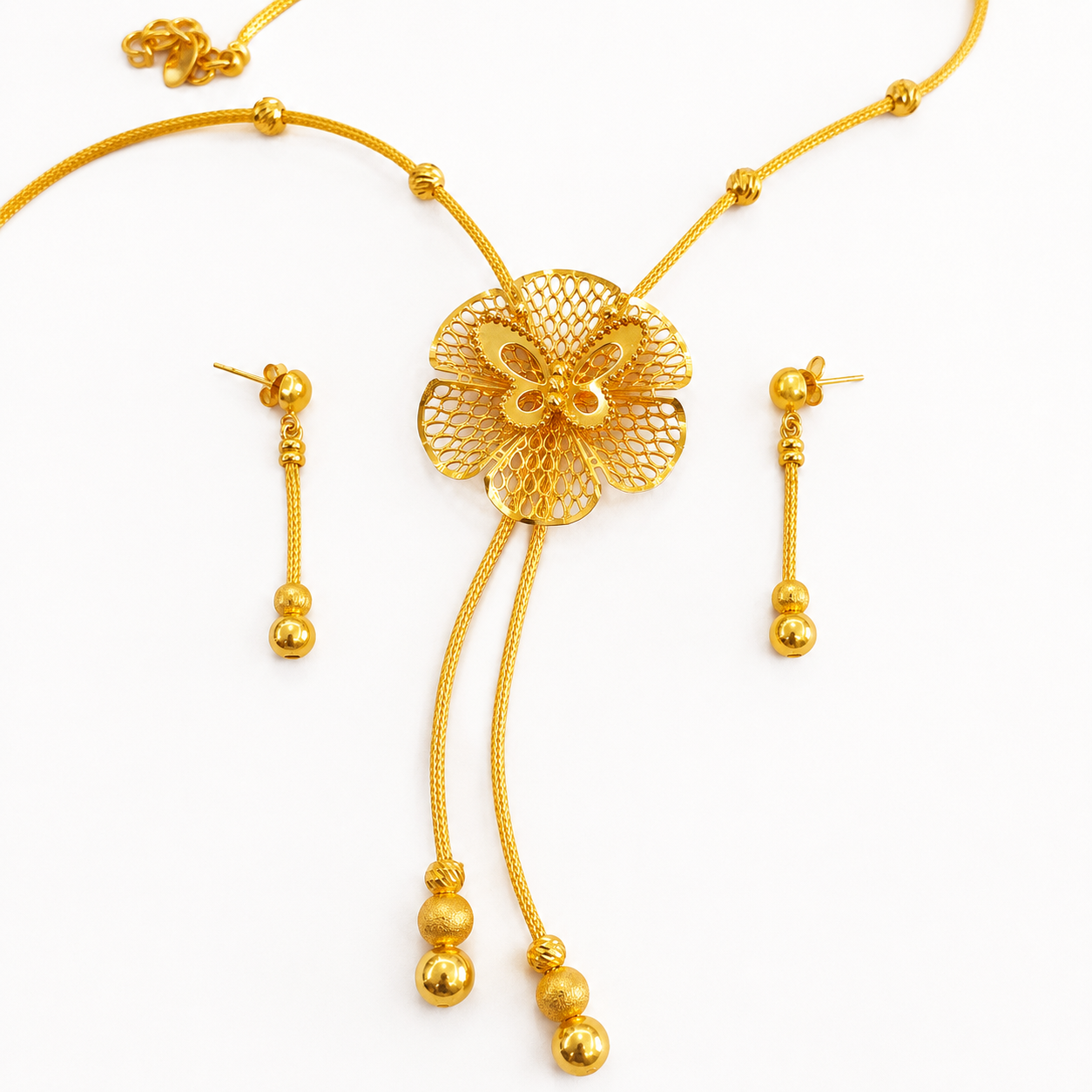Ensemble Collier et Boucles d'oreilles en or 18 carats - 25,26g